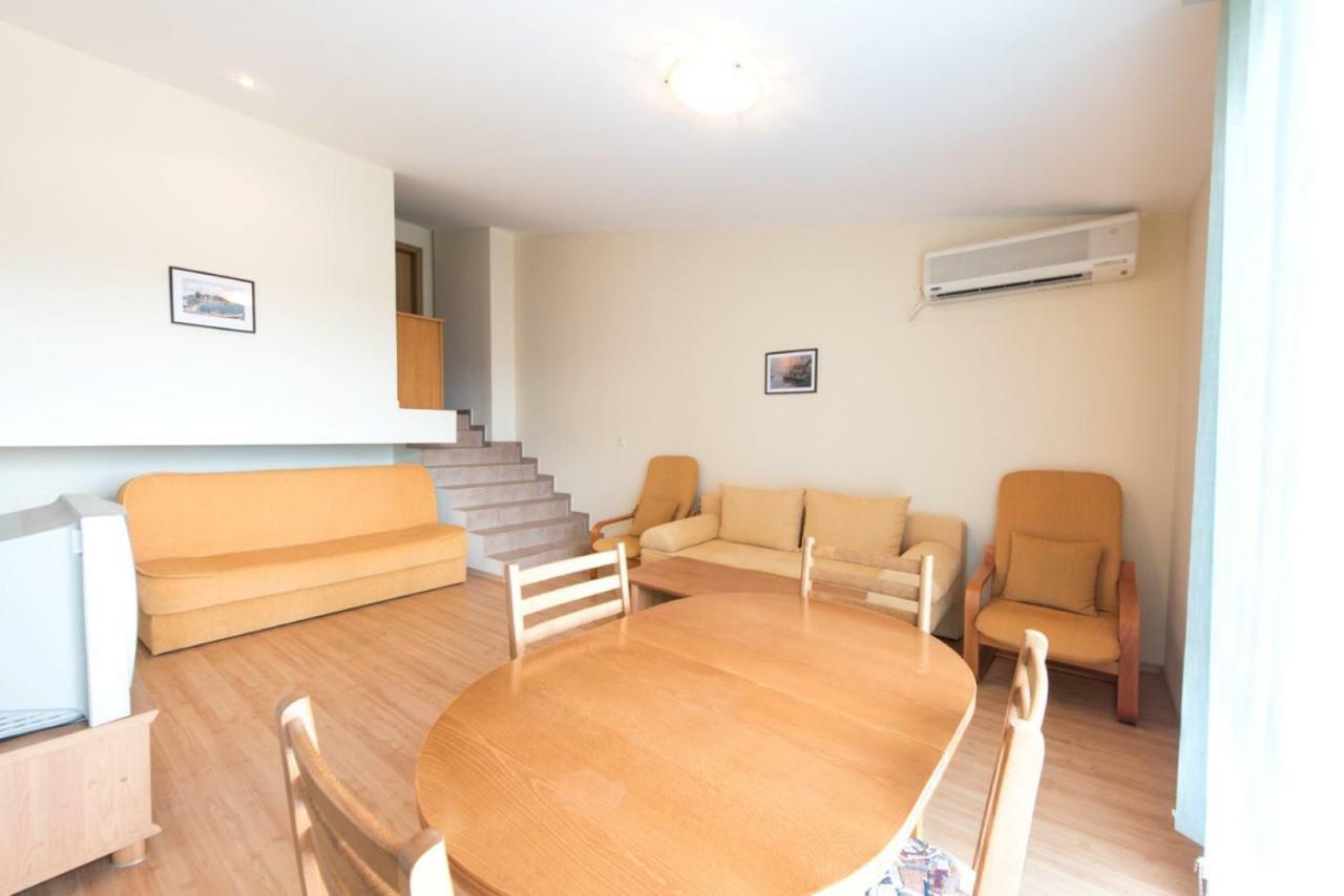 Gt Green Fort Beach Apartments Sunny Beach Exterior foto