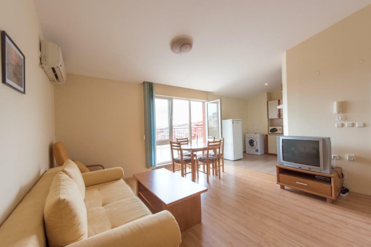 Gt Green Fort Beach Apartments Sunny Beach Exterior foto